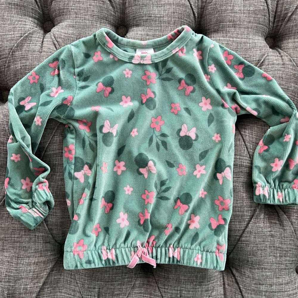 Adorable Disney floral printed top